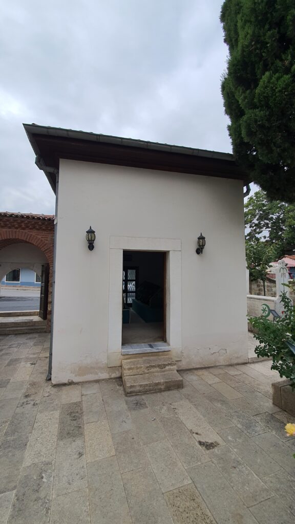 Aşık Musa Gülşeni ve Lale'i Fenai Hazretleri Türbesi