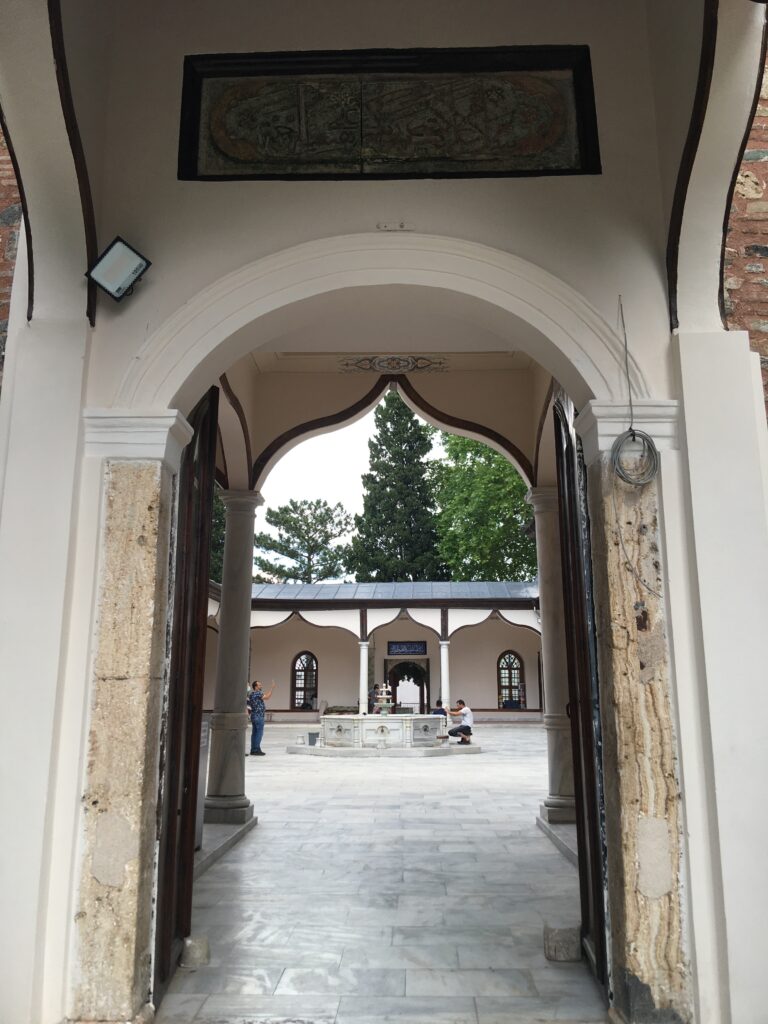 Emir Sultan Hazretleri Camii